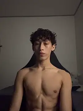 velvet skyn online show from September 30, 2025, 4:06 am