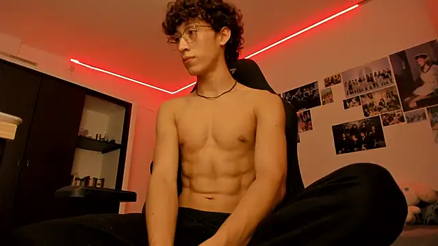 velvet skyn online show from October 22, 2025, 4:35 am