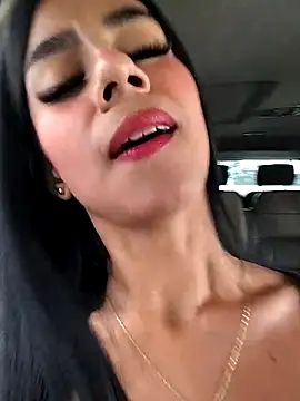 Snapshot of Juliana_Xander chatting on October 8, 2025, 2:25 pm Juliana Xander online show from October 8, 2025, 2:25 pm