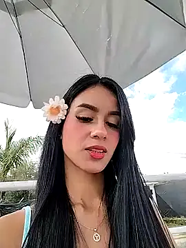 Snapshot of Juliana_Xander chatting on October 24, 2025, 2:13 pm Juliana Xander online show from October 24, 2025, 2:13 pm