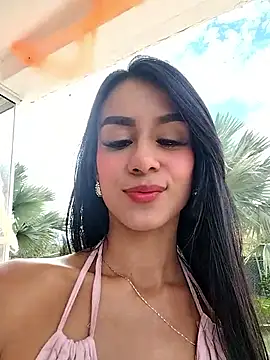 Snapshot of Juliana_Xander chatting on November 6, 2025, 2:29 pm Juliana Xander online show from November 6, 2025, 2:29 pm