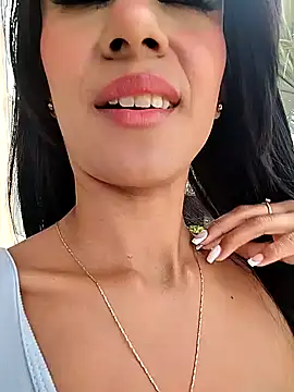 Snapshot of Juliana_Xander chatting on November 8, 2025, 3:12 pm Juliana Xander online show from November 8, 2025, 3:12 pm