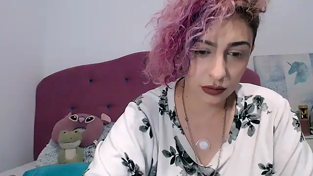 Snapshot of AAARUNY chatting on November 21, 2025, 6:28 pm AAARUNY online show from November 21, 2025, 6:28 pm