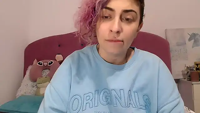 Snapshot of AAARUNY chatting on November 24, 2025, 7:02 pm AAARUNY online show from November 24, 2025, 7:02 pm