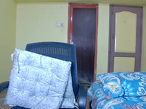 Snapshot of MasTANIYA chatting on September 16, 2025, 1:28 am MasTANIYA online show from September 16, 2025, 1:28 am