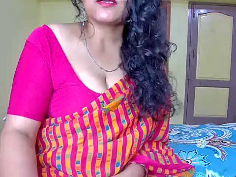 Snapshot of MasTANIYA chatting on October 10, 2025, 1:37 am MasTANIYA online show from October 10, 2025, 1:37 am