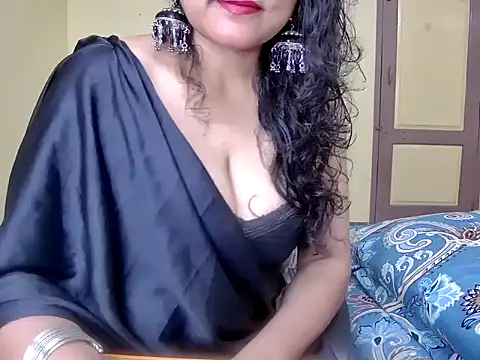 Snapshot of MasTANIYA chatting on November 28, 2025, 3:25 pm MasTANIYA online show from November 28, 2025, 3:25 pm