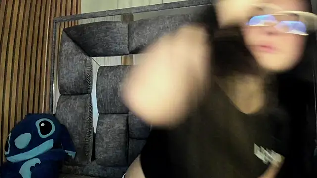 Cherry  Hot online show from October 24, 2025, 12:19 am