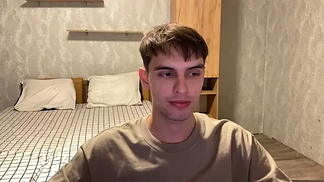 elliot scott online show from September 12, 2025, 1:55 pm