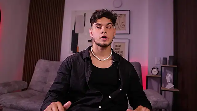 DaviesBrown online show from October 31, 2025, 8:43 pm