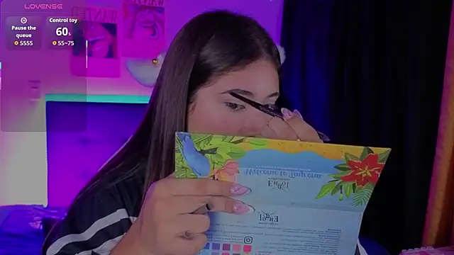 Gaby  Howards online show from December 1, 2025, 7:08 pm