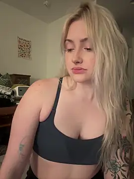 Snapshot of seeunexttuesday chatting on November 26, 2025, 1:17 am seeunexttuesday online show from November 26, 2025, 1:17 am