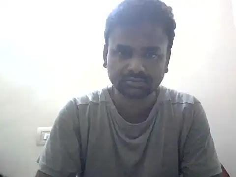 sree4143 online show from October 13, 2025, 3:45 pm
