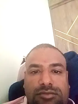 sree4143 online show from November 13, 2025, 5:28 am