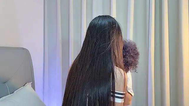 Snapshot of 19cmfuck18girl chatting on November 6, 2025, 3:02 pm 19cmfuck18girl online show from November 6, 2025, 3:02 pm