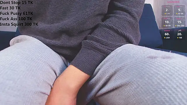 couplelove543 online show from September 22, 2025, 12:51 pm