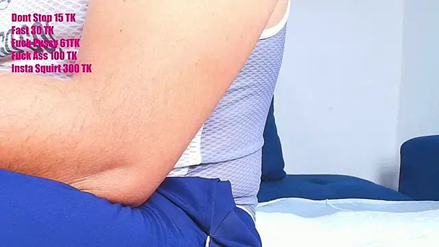 couplelove543 online show from October 13, 2025, 6:41 pm