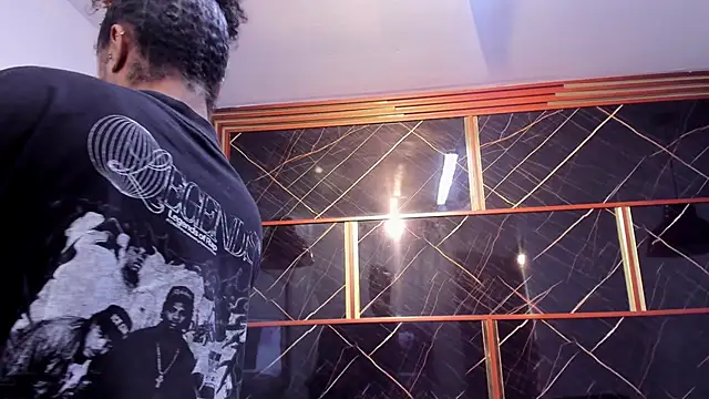 Snapshot of HannyThompson chatting on October 25, 2025, 12:34 pm HannyThompson online show from October 25, 2025, 12:34 pm