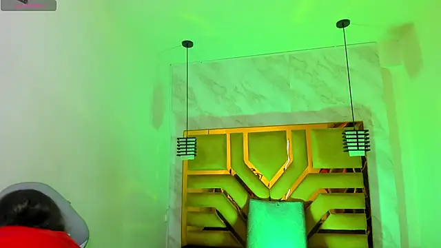 Snapshot of Luciifeer_ chatting on November 8, 2025, 6:40 pm Luciifeer online show from November 8, 2025, 6:40 pm