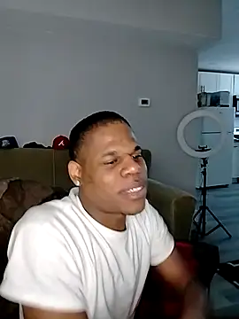 MrGreenbeanbean88 online show from November 24, 2025, 7:57 pm