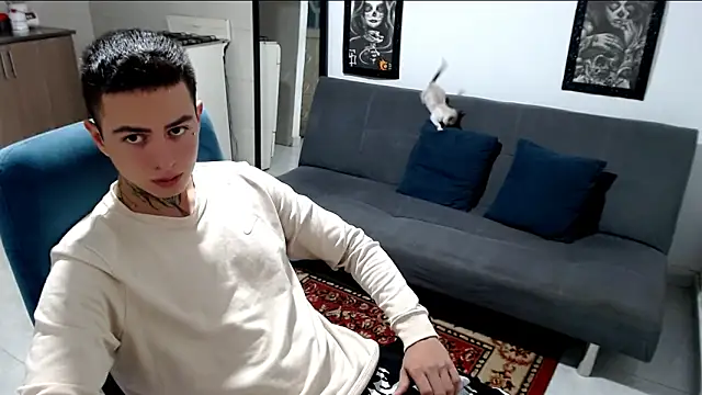 Snapshot of santii_ss chatting on November 22, 2025, 12:20 am santii ss online show from November 22, 2025, 12:20 am