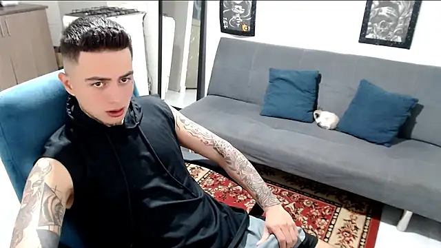 Snapshot of santii_ss chatting on November 26, 2025, 1:17 am santii ss online show from November 26, 2025, 1:17 am