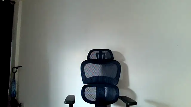 lolateton online show from November 2, 2025, 10:12 pm