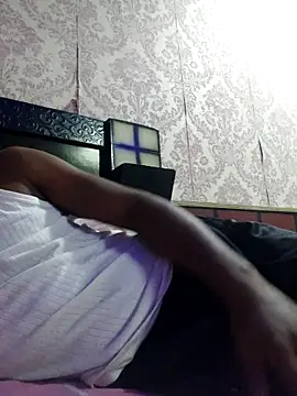 Snapshot of Top_Non_Stop chatting on October 23, 2025, 12:21 am Top Non Stop online show from October 23, 2025, 12:21 am