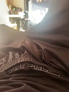 Snapshot of Djibi77 chatting on November 3, 2025, 1:01 pm Djibi77 online show from November 3, 2025, 1:01 pm