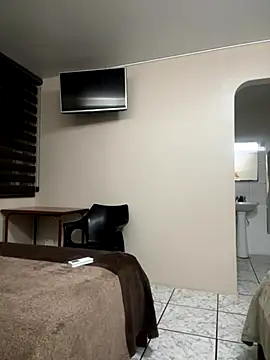 franciscommx online show from October 29, 2025, 2:14 am