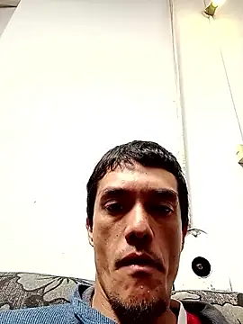 Snapshot of Adrian6986 chatting on September 13, 2025, 3:34 pm Adrian6986 online show from September 13, 2025, 3:34 pm
