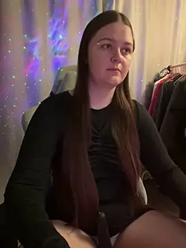 Cuty Kitty online show from December 21, 2025, 11:45 pm