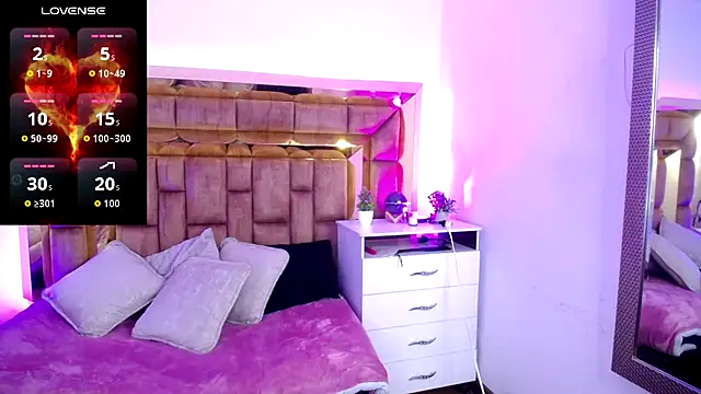 Camila Mishiima1 online show from November 26, 2025, 11:55 am