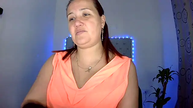 Snapshot of Gabrielajewel_ chatting on September 24, 2025, 9:18 pm Gabrielajewel online show from September 24, 2025, 9:18 pm