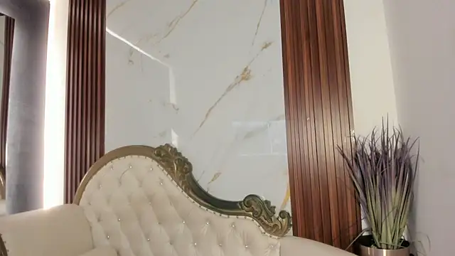 CoralieBronson online show from September 17, 2025, 7:59 pm