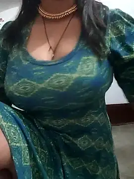 hot grieal1 online show from November 12, 2025, 9:58 pm