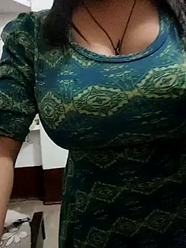 hot grieal1 online show from November 15, 2025, 6:26 pm