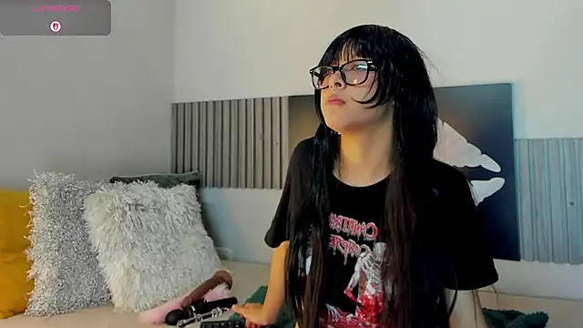 Blue Sixx online show from November 5, 2025, 10:32 pm