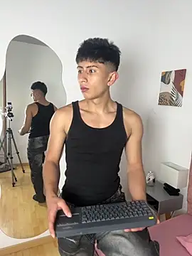 Snapshot of Andy_Justgame chatting on September 16, 2025, 4:13 am Andy Justgame online show from September 16, 2025, 4:13 am