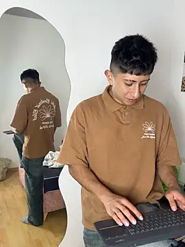 Snapshot of Andy_Justgame chatting on September 30, 2025, 3:11 am Andy Justgame online show from September 30, 2025, 3:11 am