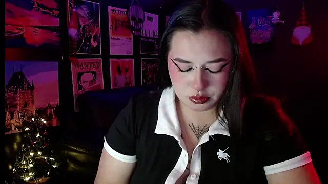 Ravendark  online show from December 17, 2025, 8:15 pm