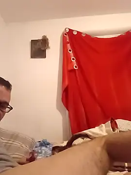 Snapshot of Ionut899@xh chatting on September 28, 2025, 8:25 pm Ionut899xh online show from September 28, 2025, 8:25 pm