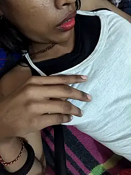 Snapshot of Geeta-satr chatting on December 13, 2025, 7:53 pm Geeta-satr online show from December 13, 2025, 7:53 pm