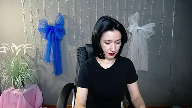 CameronEnns online show from December 2, 2025, 7:31 pm