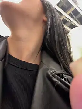 Snapshot of MiraReach chatting on September 23, 2025, 3:20 am MiraReach online show from September 23, 2025, 3:20 am