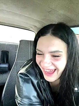 Snapshot of MiraReach chatting on September 27, 2025, 1:10 am MiraReach online show from September 27, 2025, 1:10 am