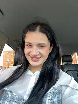 Snapshot of MiraReach chatting on October 18, 2025, 4:04 am MiraReach online show from October 18, 2025, 4:04 am