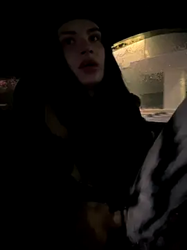 Snapshot of MiraReach chatting on November 8, 2025, 1:06 am MiraReach online show from November 8, 2025, 1:06 am