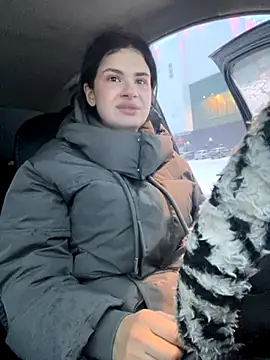 Snapshot of MiraReach chatting on November 12, 2025, 1:50 am MiraReach online show from November 12, 2025, 1:50 am