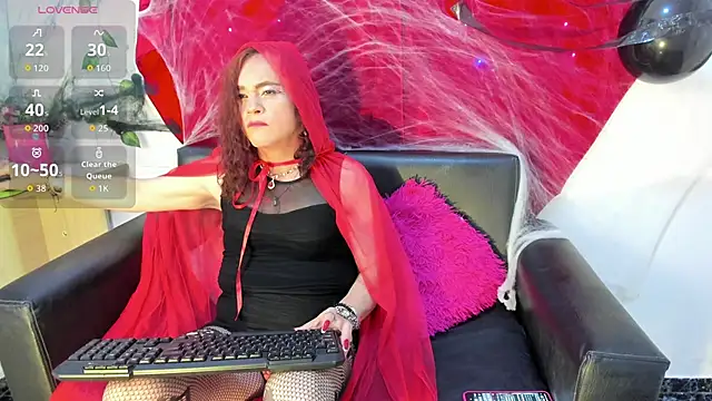 Snapshot of Mishell_Bons chatting on October 27, 2025, 6:23 pm Mishell Bons online show from October 27, 2025, 6:23 pm